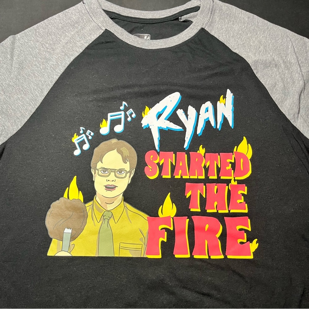 The Office Dwight Ryan Started The Fire Raglan T-Shirt Size L